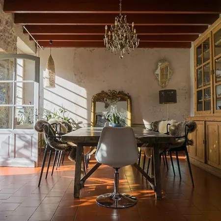 Maison Du Pierrou * Sorde-lʼAbbaye