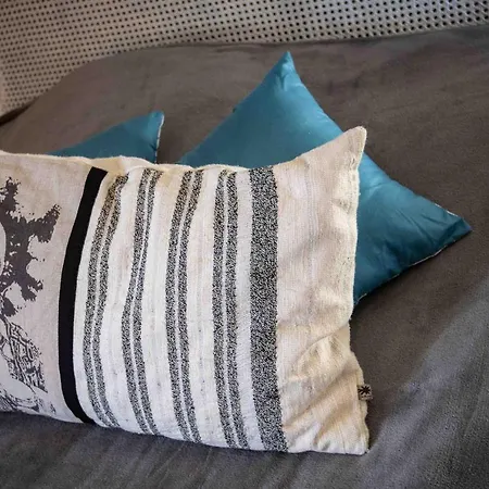 Maison Du Pierrou Sorde-lʼAbbaye