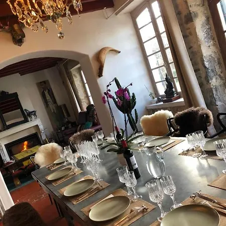 Maison Du Pierrou Bed & Breakfast *